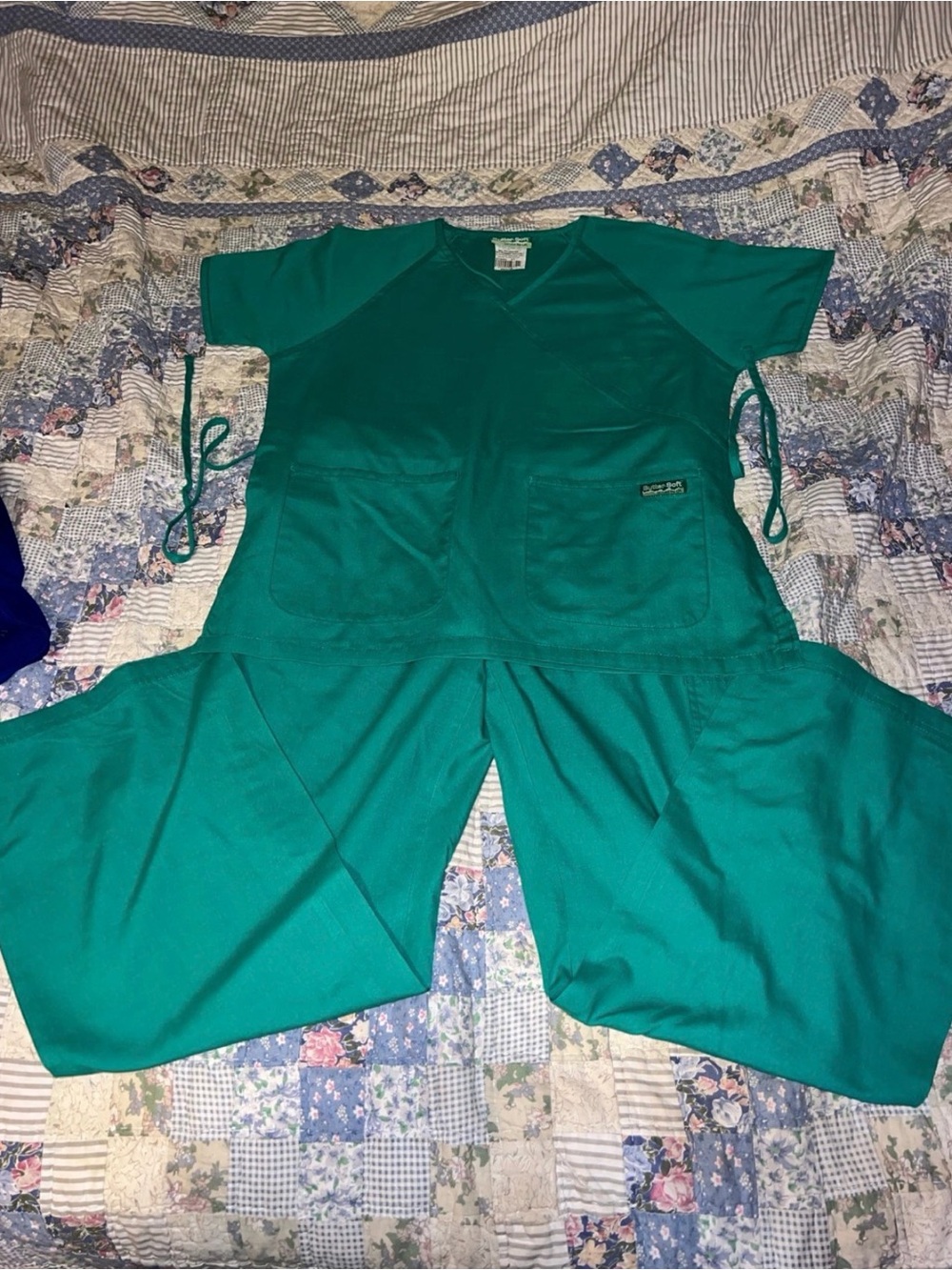 Butter soft teal medical scrub set size medium